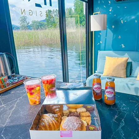 Botel Sopra L'acqua - Houseboat